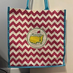 Master’s tote